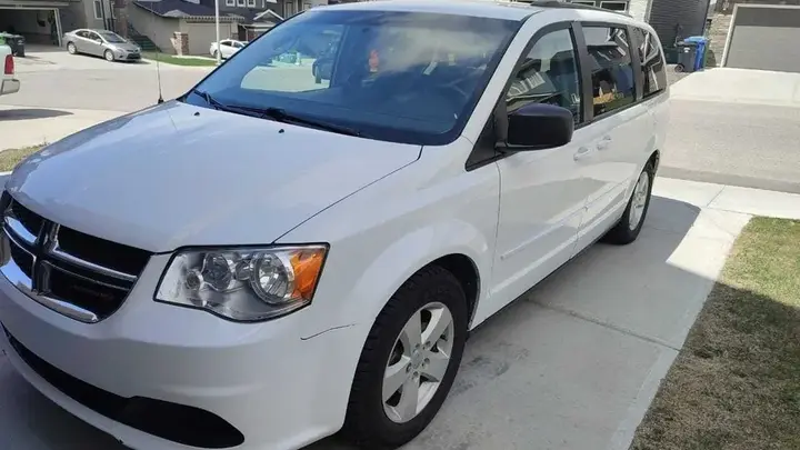 Dodge Grand Caravan 2016 photo 3