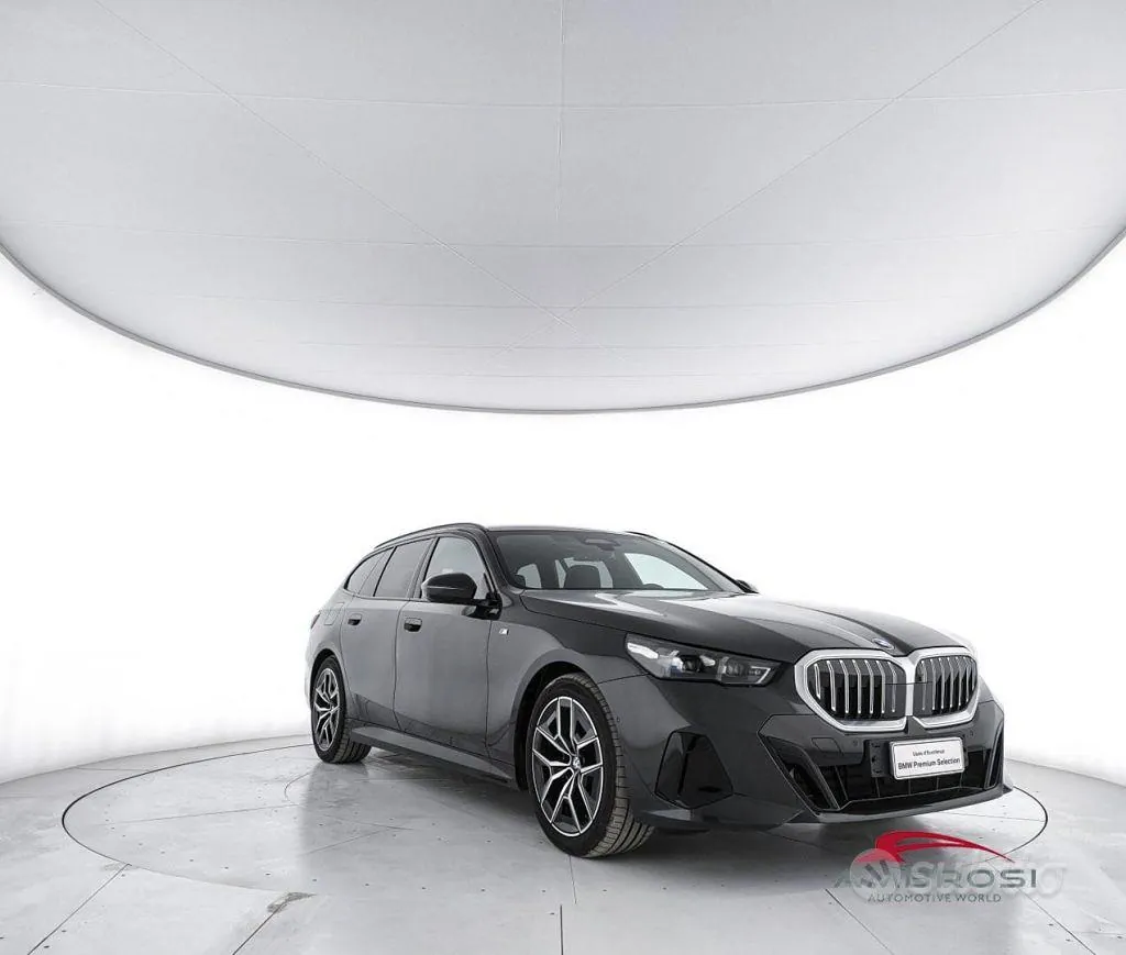 BMW 520 2025 photo 2