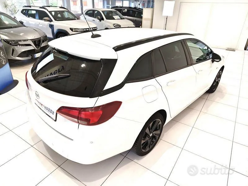 Opel Astra 2020 photo 3