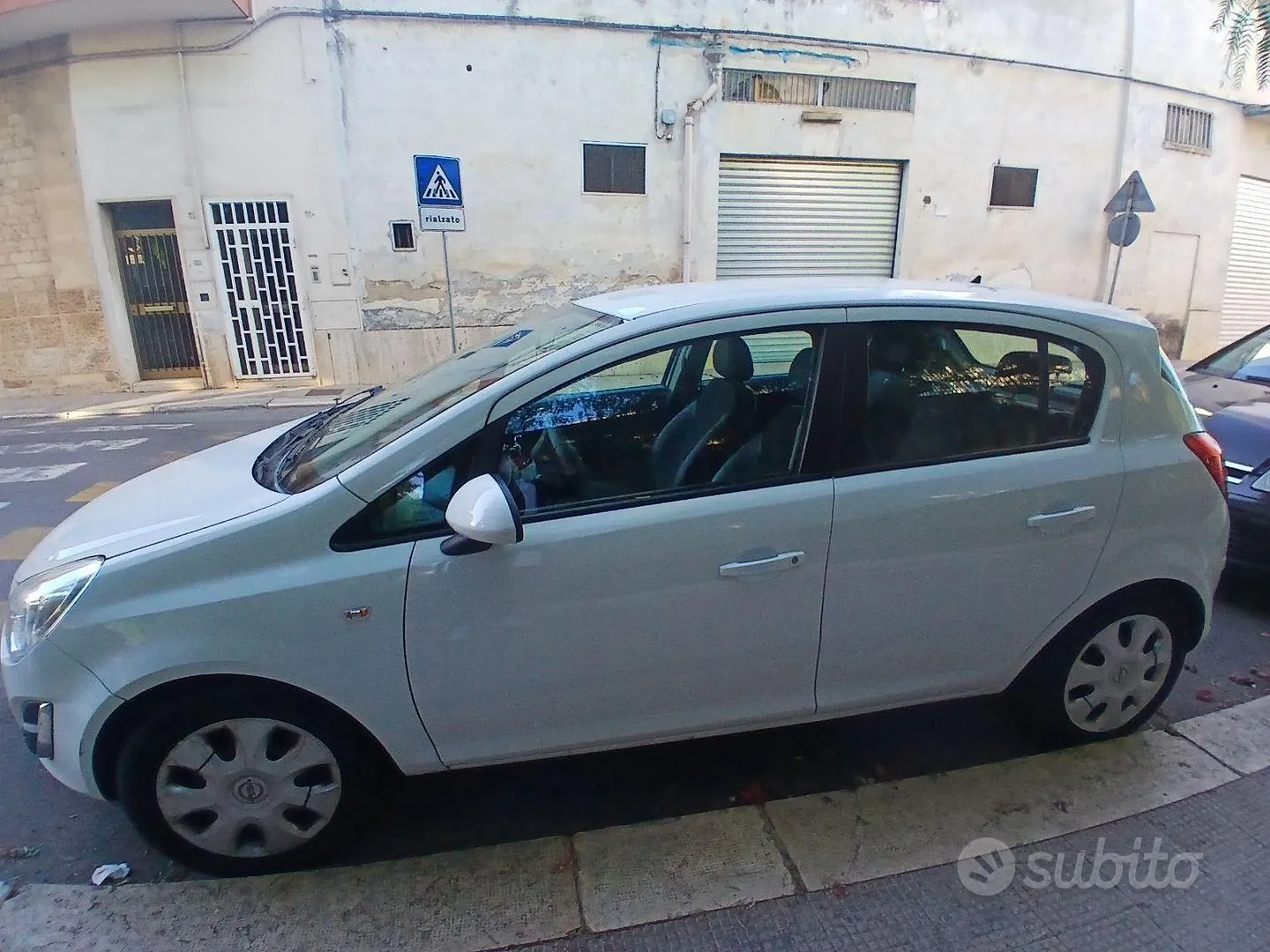 Opel Corsa 2012 photo 3