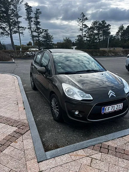 Citroen C3 2012 photo 2