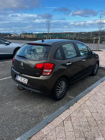 Citroen C3 2012 photo 3