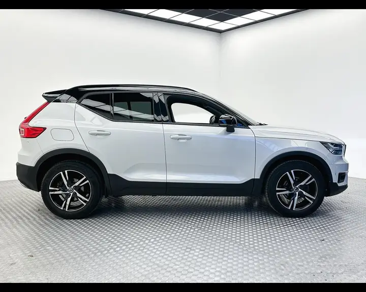 Volvo Xc40 2019 photo 3