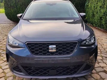 Seat Arona 2024 photo 2