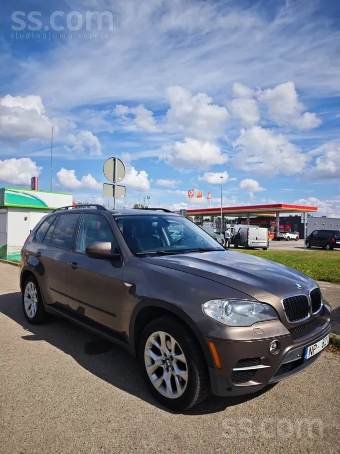 BMW X5 2012 photo 3