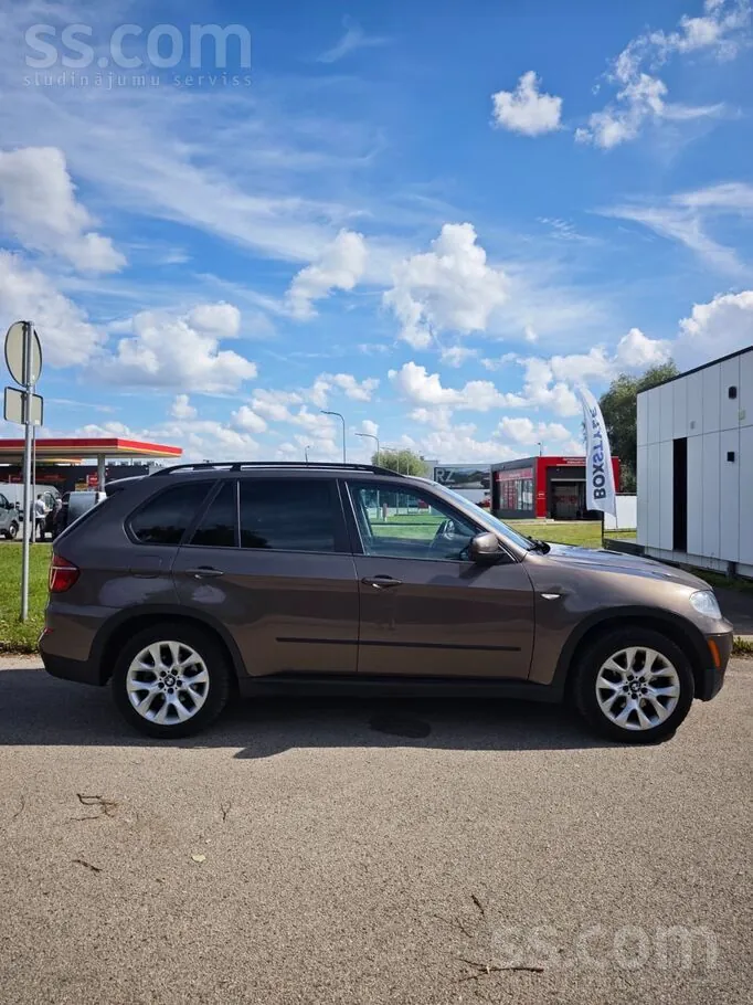 BMW X5 2012 photo 4
