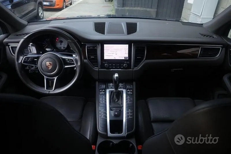 Porsche Macan 2016 photo 2