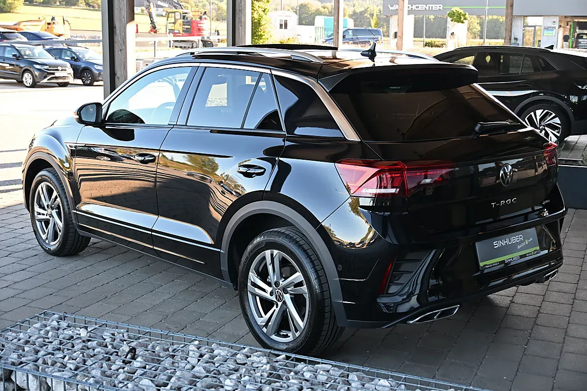 Volkswagen T-Roc 2023 photo 3