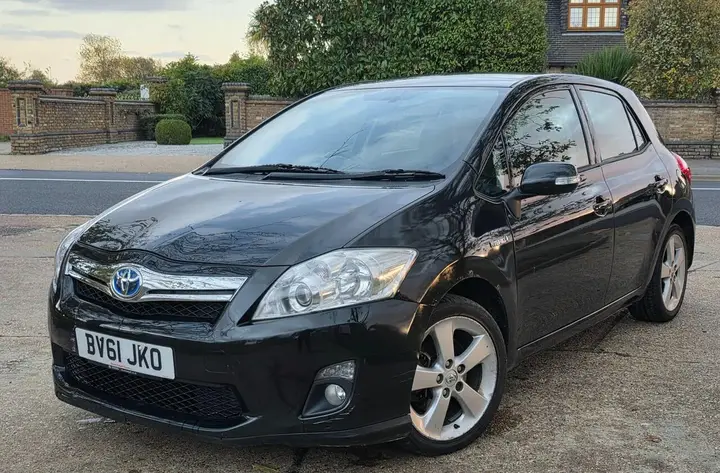 Toyota Auris 2011 photo 4