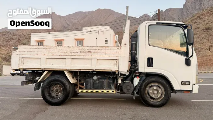 Isuzu N-Series 2013 photo 4
