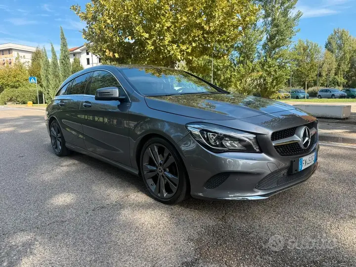 Mercedes-Benz Cla 2017 photo 2