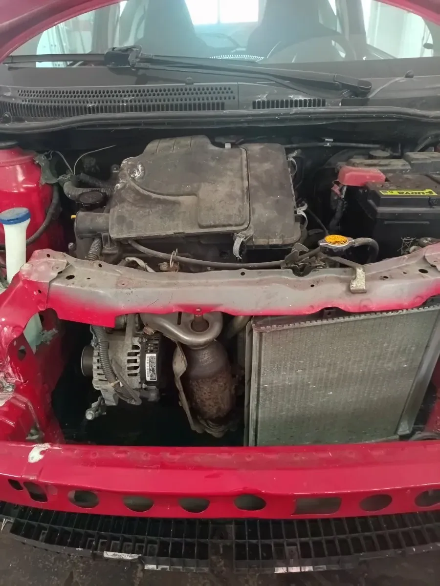 Peugeot 107 2008 photo 3