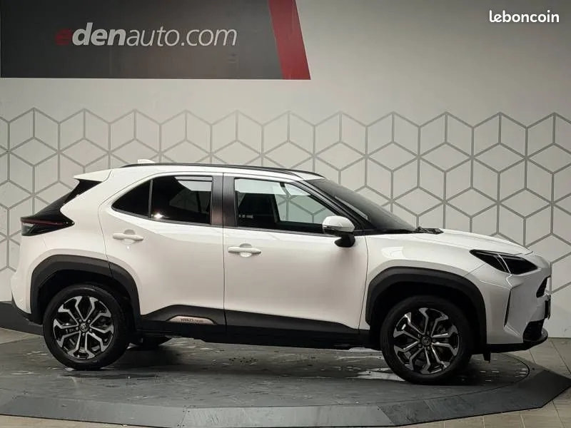 Toyota Yaris Cross 2025 photo 4