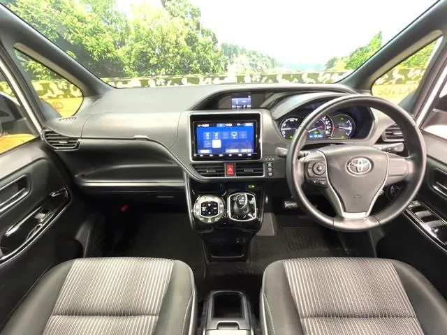 Toyota Hilux Hybrid Zs 2021 photo 2