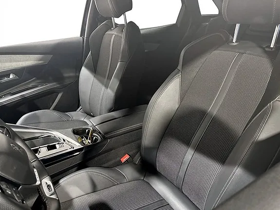 Peugeot 3008 2023 photo 5