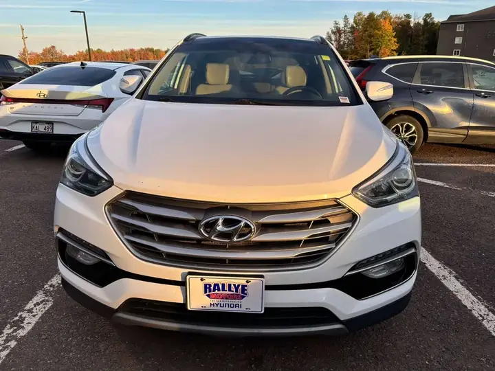Hyundai Santa Fe 2017 photo 2