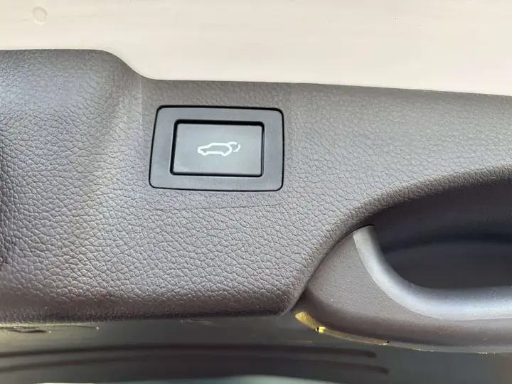 Hyundai Santa Fe 2017 photo 5
