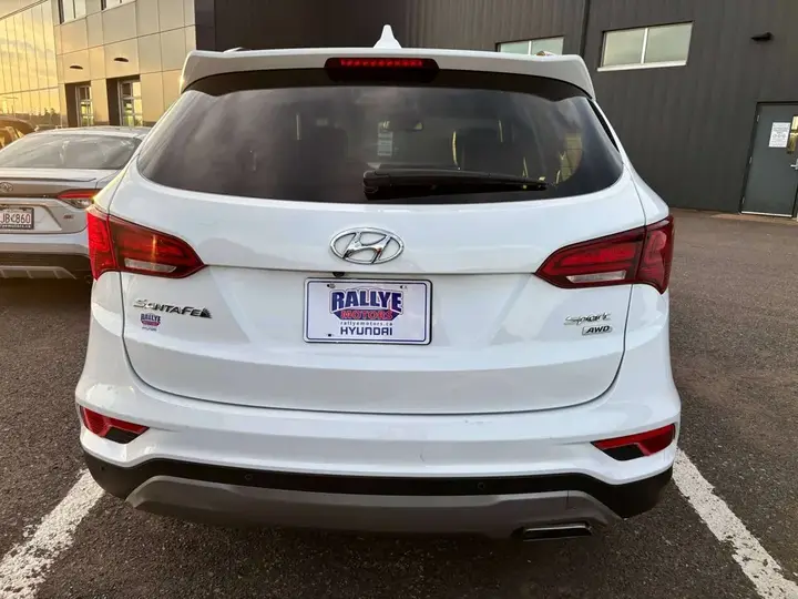 Hyundai Santa Fe 2017 photo 4