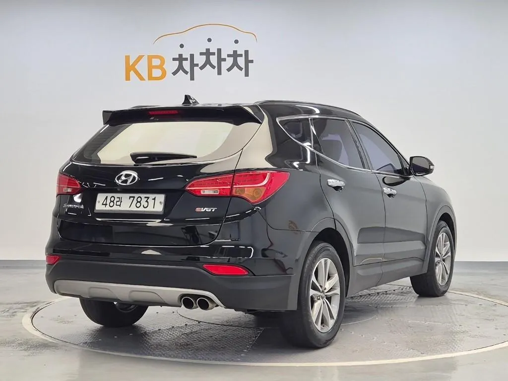 Hyundai Santa Fe 2015 photo 3