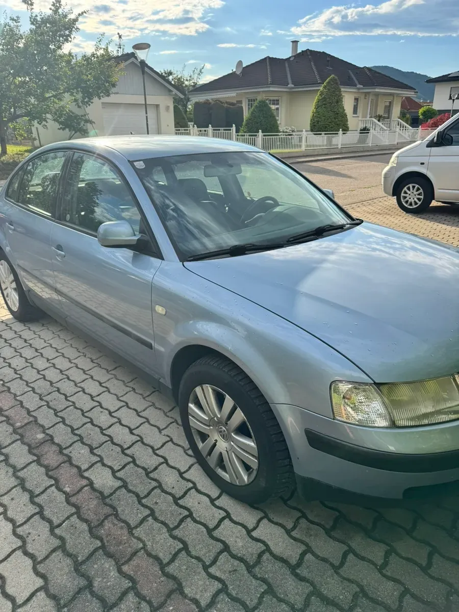 Volkswagen Passat 2000 photo 3