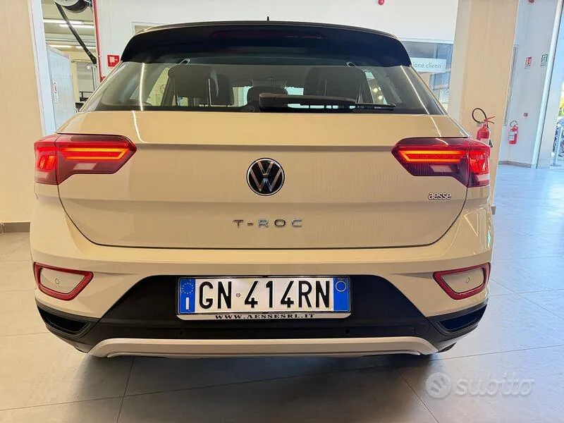 Volkswagen T-Roc 2023 photo 5