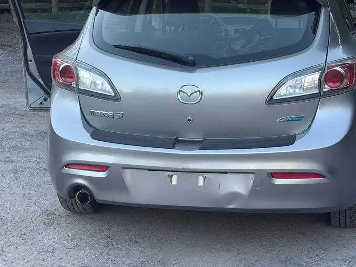 Mazda 3 Sport 2012 photo 2