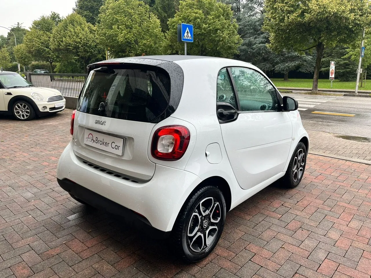 Smart Fortwo 2017 photo 4
