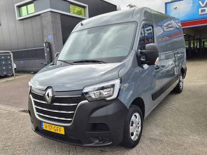 Renault Master 2024 photo 2