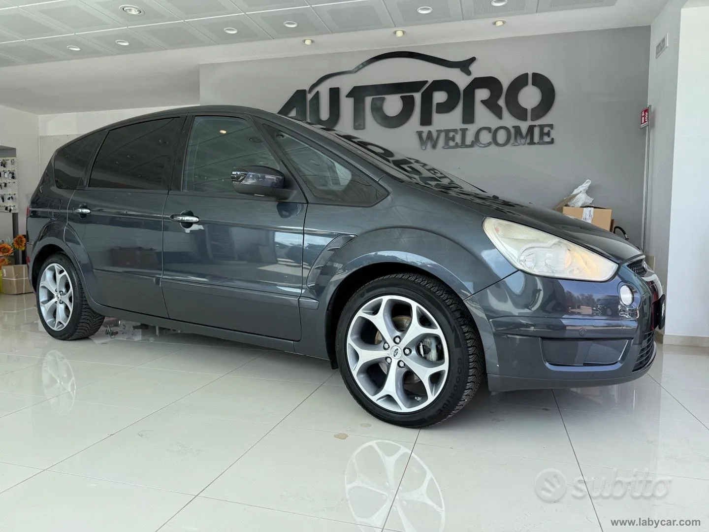 Ford S-Max 2008 photo 2