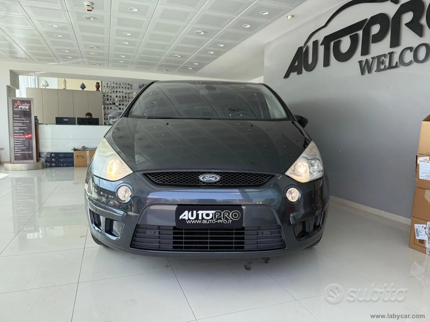 Ford S-Max
