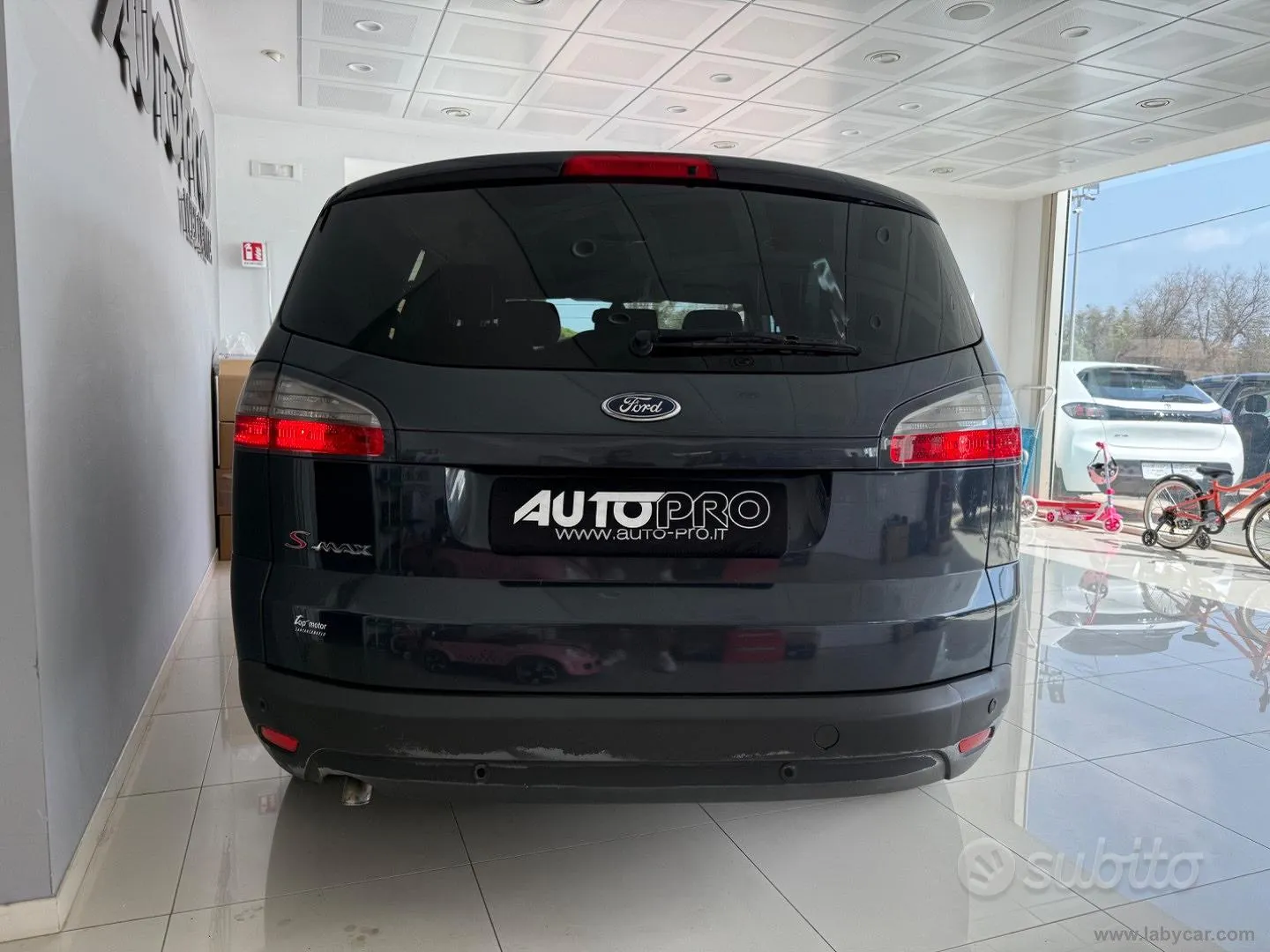 Ford S-Max 2008 photo 4