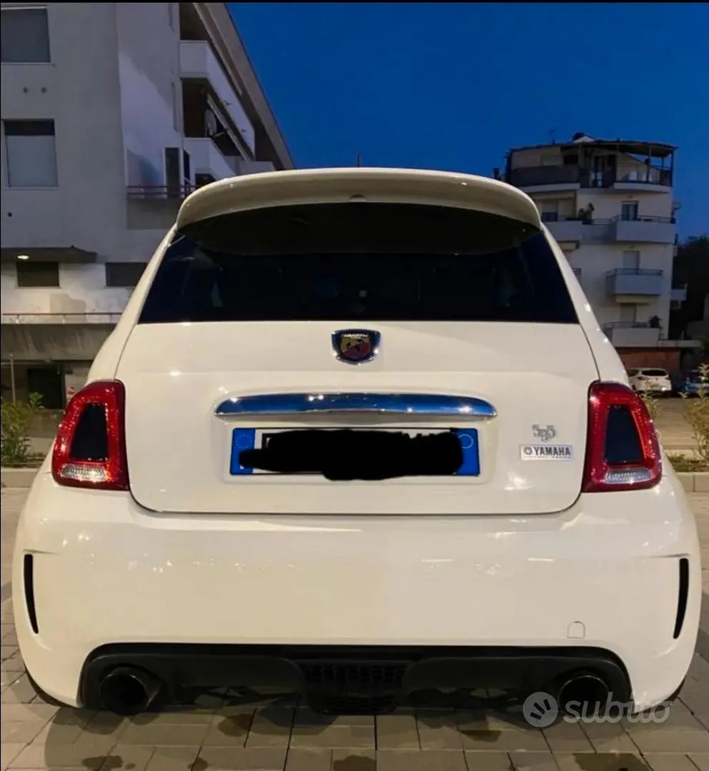 Abarth 595 2016 photo 2