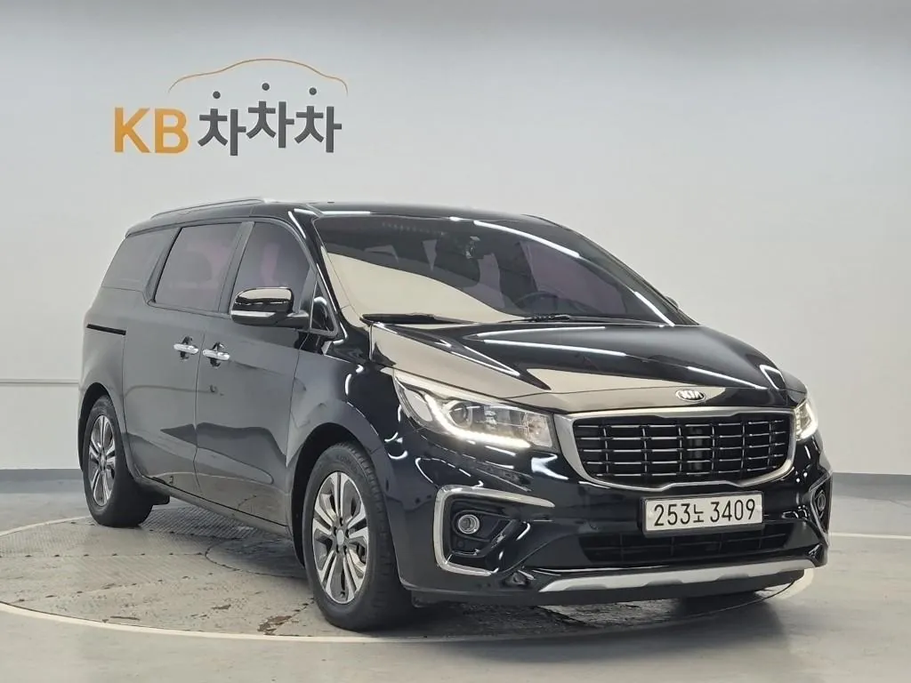 Kia Carnival 2019 photo 4