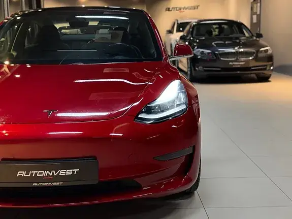Tesla Model 3 2019 photo 4