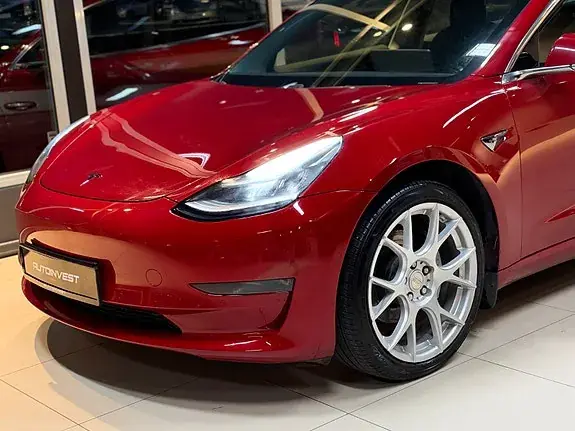 Tesla Model 3 2019 photo 2
