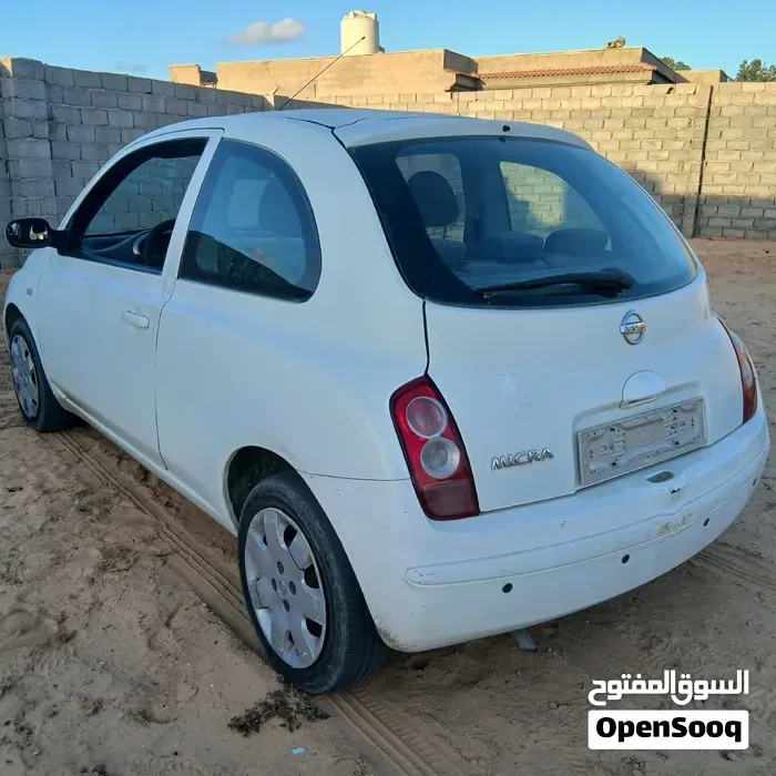 Nissan Micra 2008 photo 4