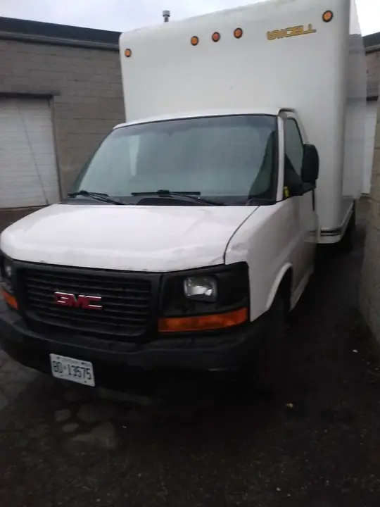 GMC Savana