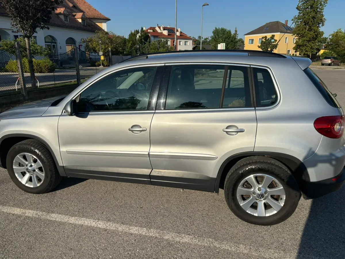 Volkswagen Tiguan 2009 photo 3