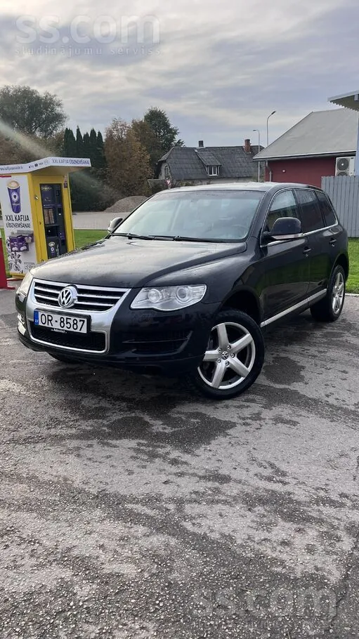 Volkswagen Touareg