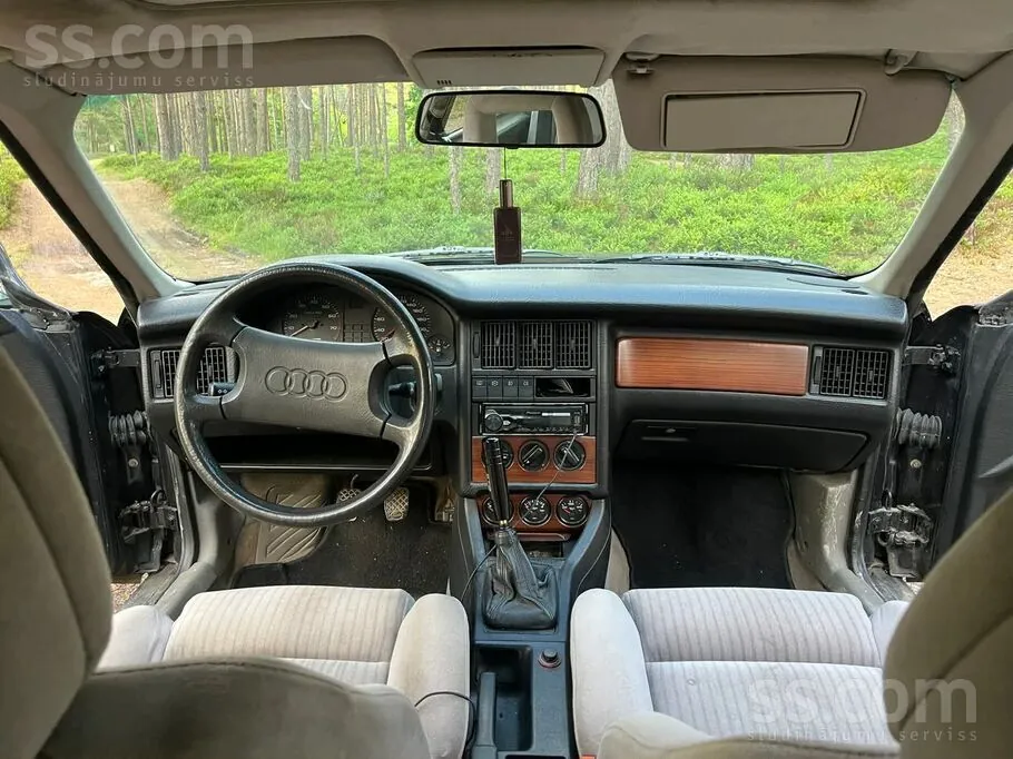 Audi Coupe 1990 photo 5