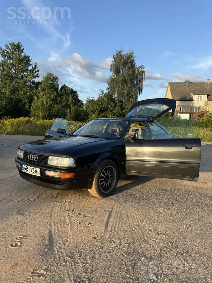 Audi Coupe 1990 photo 3
