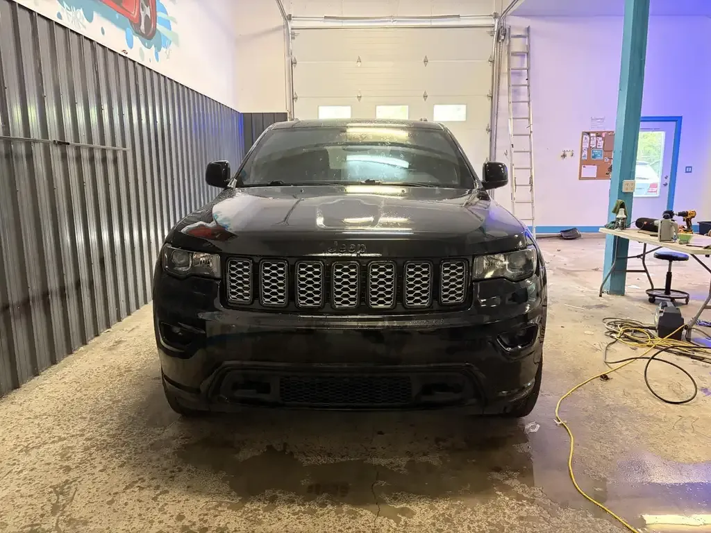 Jeep Grand Cherokee 2021 photo 2