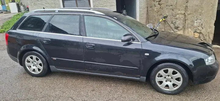 Audi A4 2003 photo 3