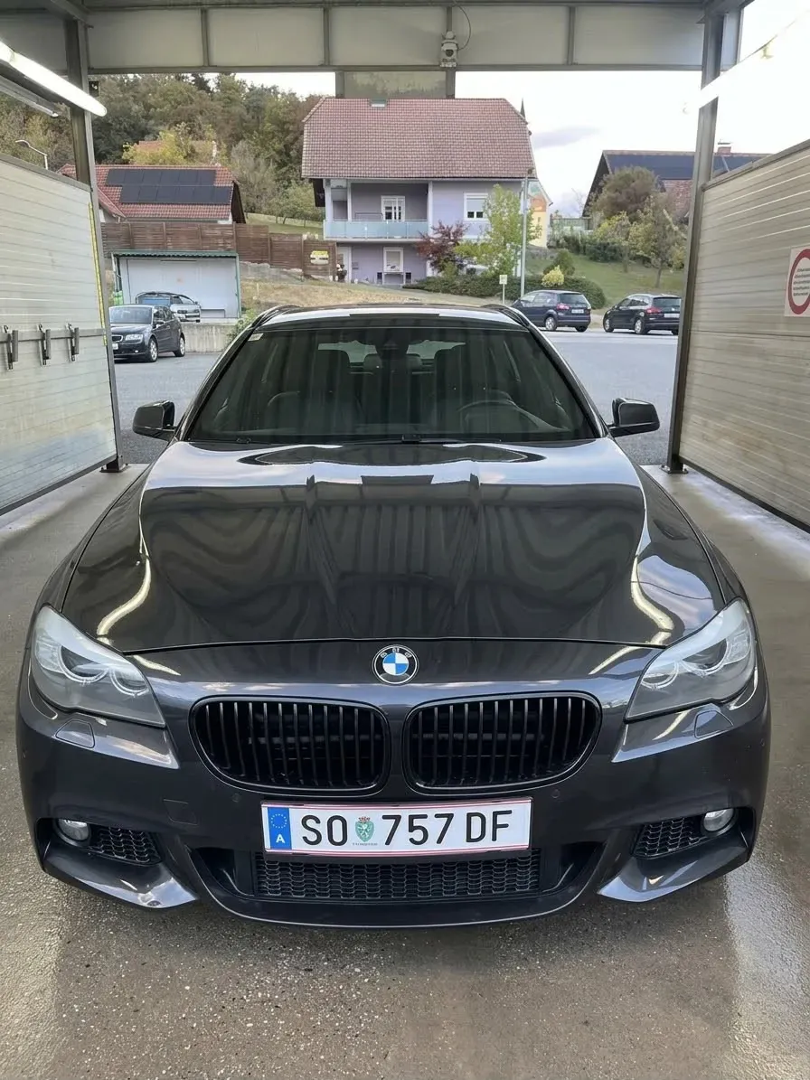 BMW 5 Series 2013 photo 2
