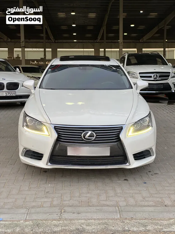 Lexus Ls 460 2013 photo 2