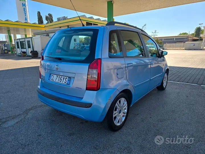Fiat Idea 2004 photo 4