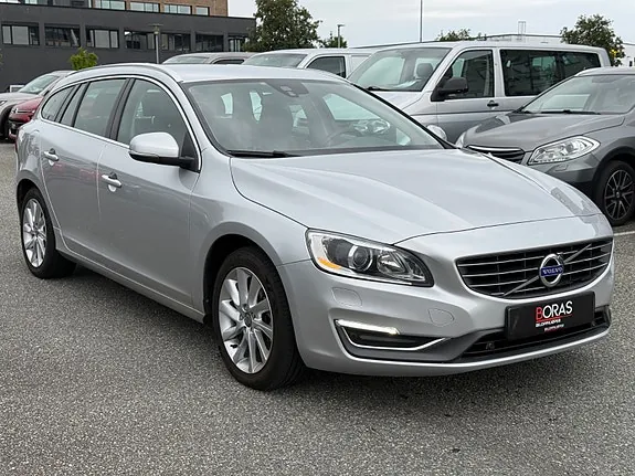 Volvo V60 2014 photo 3