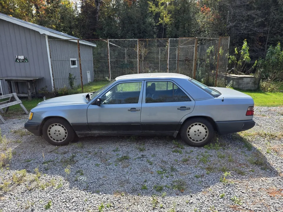 Mercedes-Benz 300D
