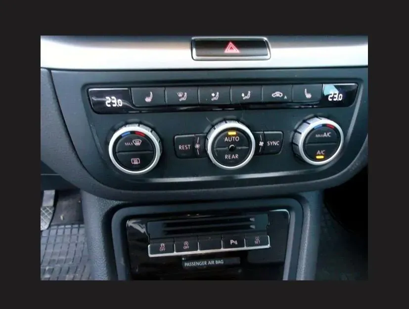 Volkswagen Sharan 2015 photo 2