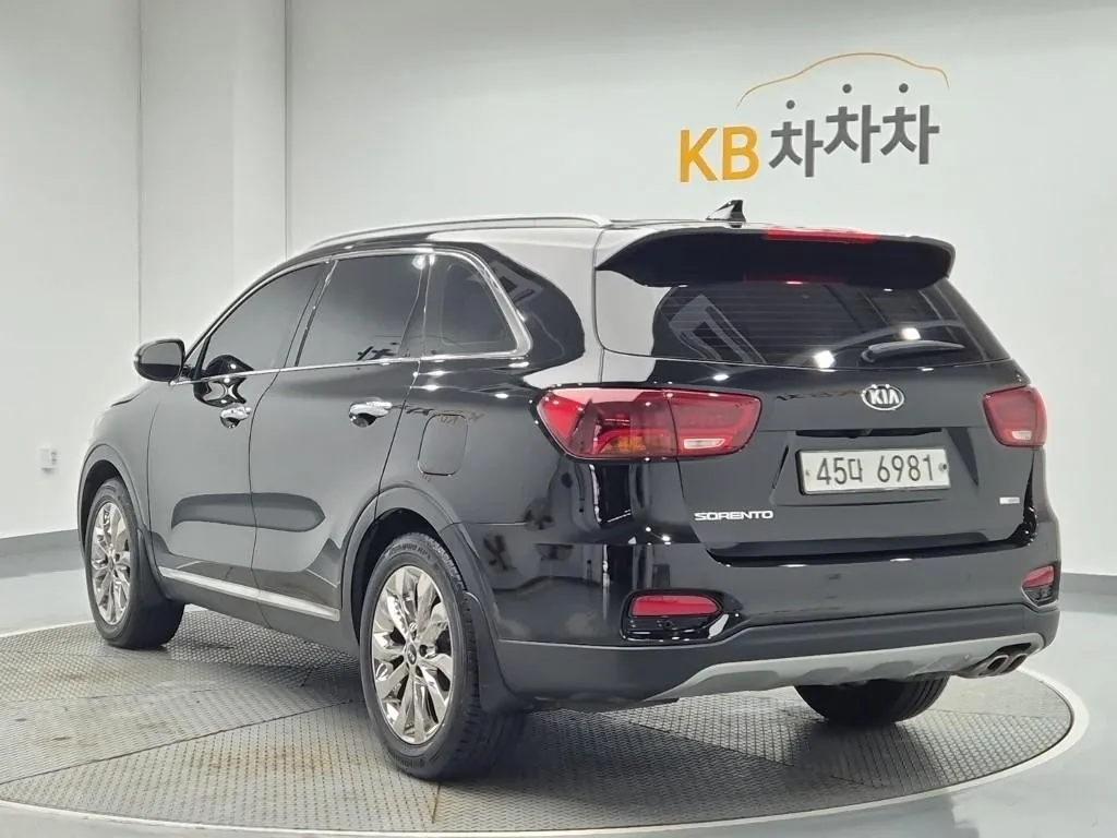Kia Sorento 2019 photo 2